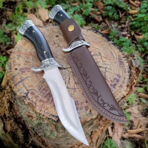 Bushcraft mes – Klein recht kampeermes met schede